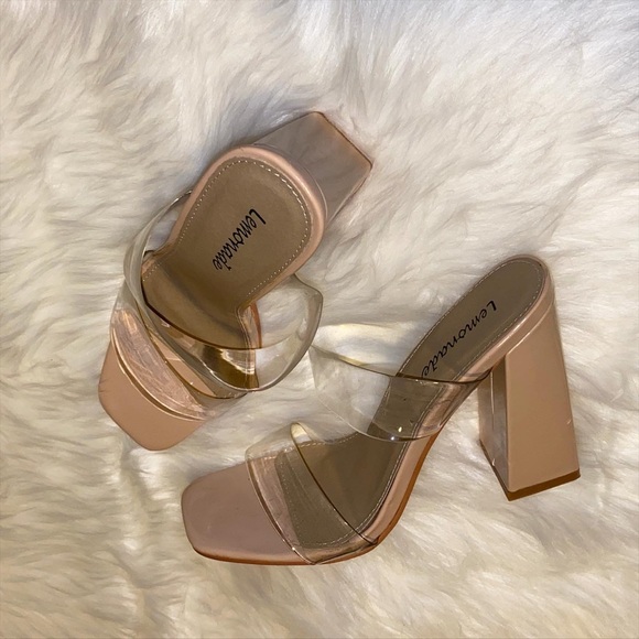 Shoes - Picture 3 of 4